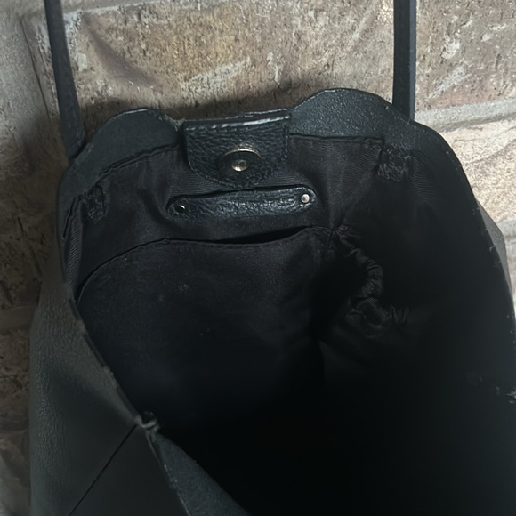 Banana Republic 🖤 Black genuine leather shoulder bag - Picture 8 of 8